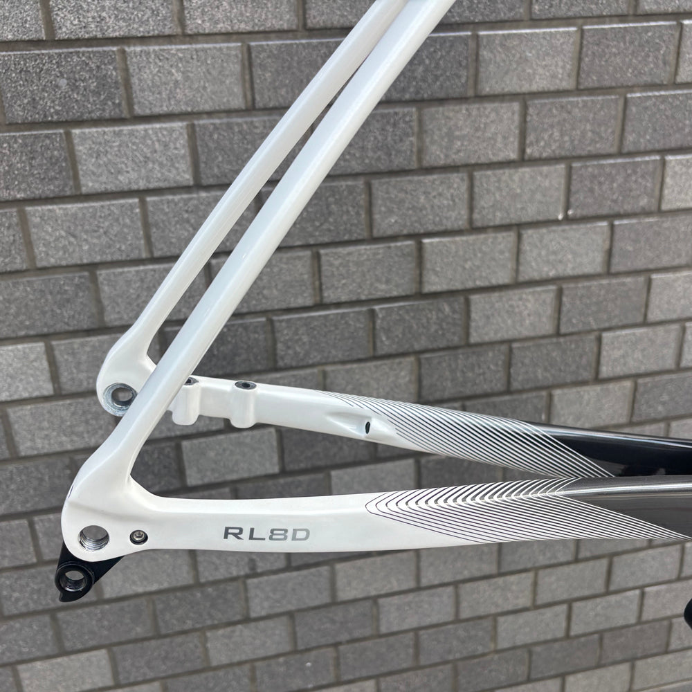 BRIDGESTONE ANCHOR RL8D