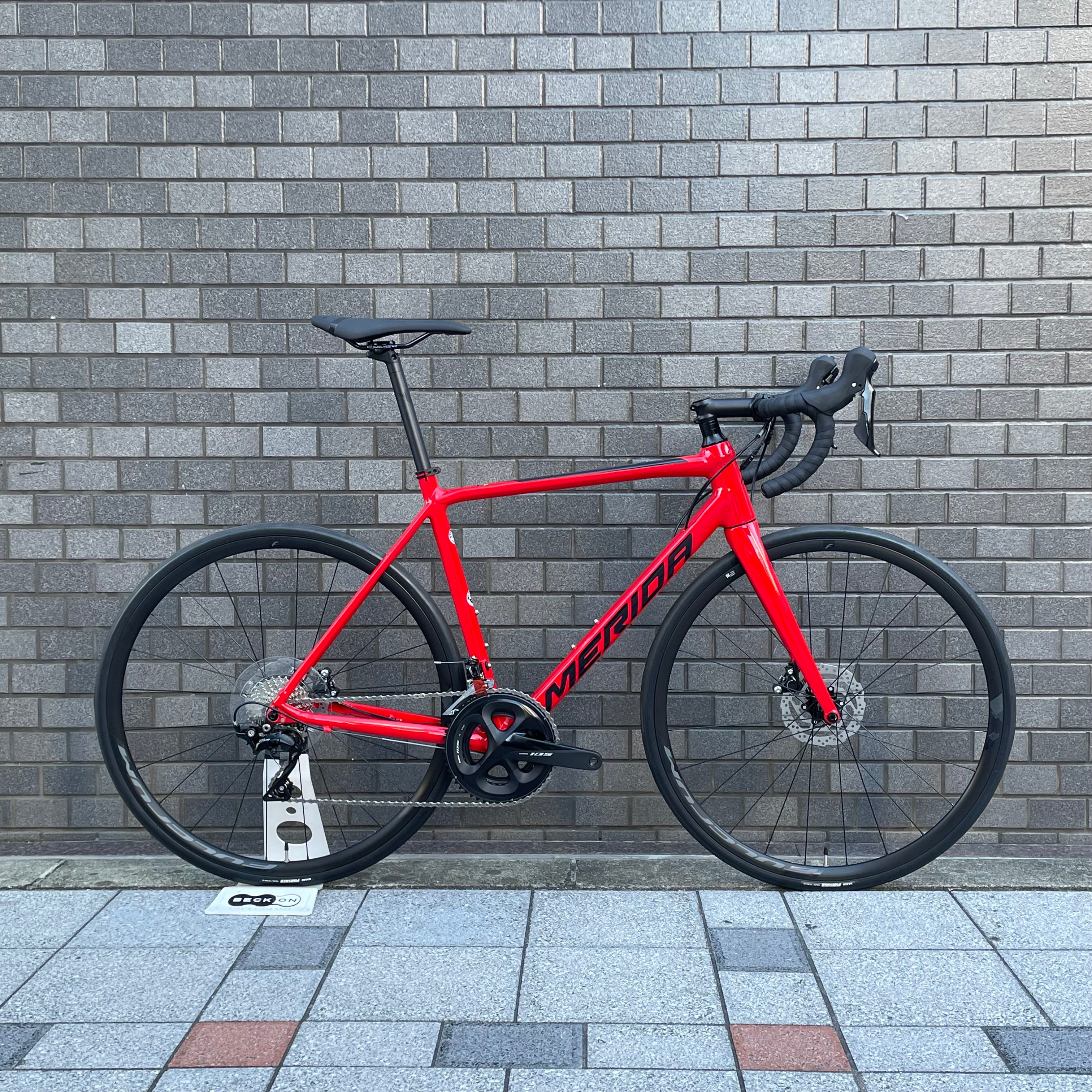 MERIDA SCULTURA 700 2022 – スポーツサイクルショップベックオン