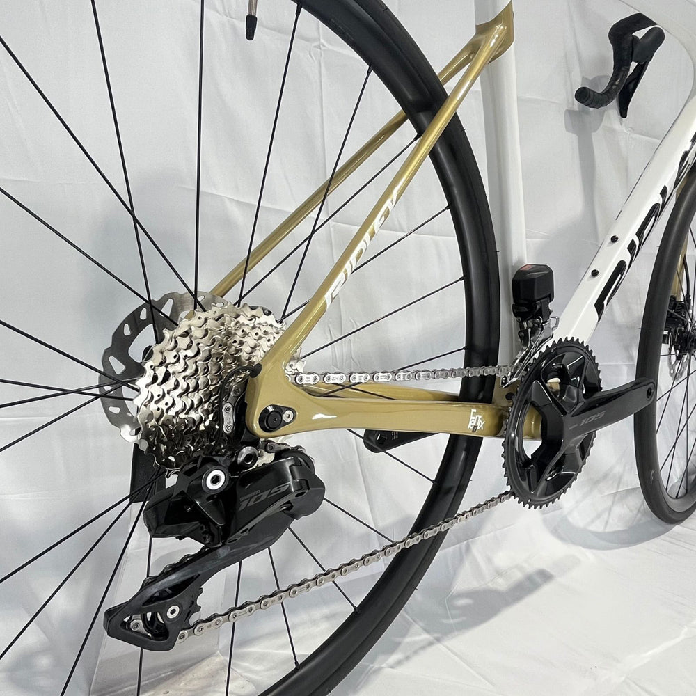 RIDLEY FENIX SLIC ベックオンオリジナル完成車 – スポーツサイクル