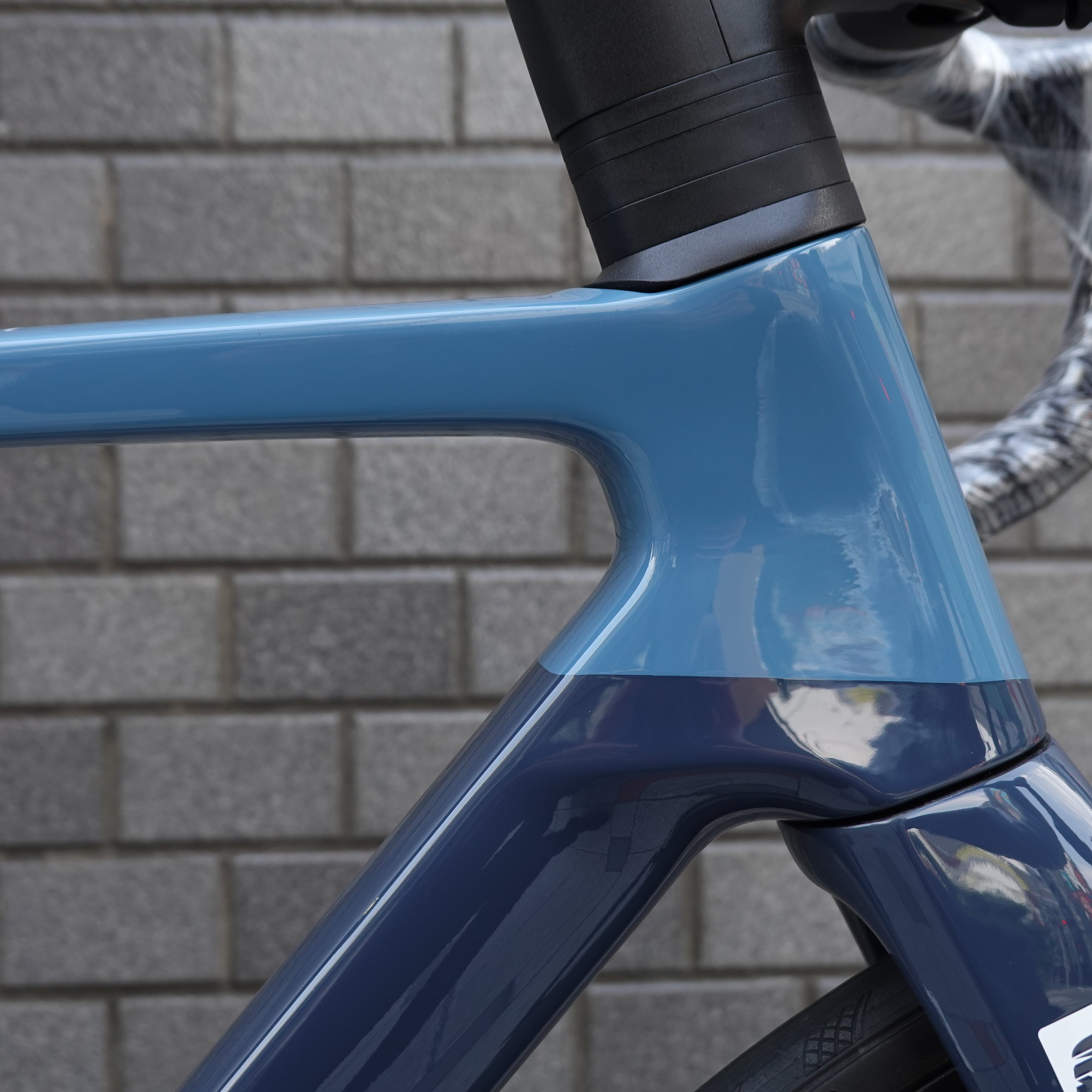 FOCUS IZALCO MAX 9 – スポーツサイクルショップベックオン