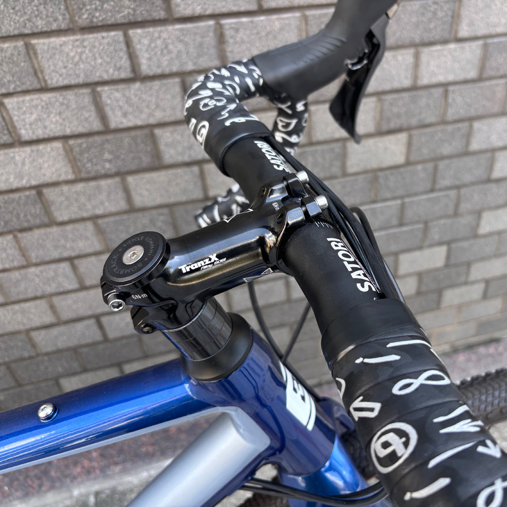 BOMBTRACK AUDAX AL　ベックオンオリジナル完成車
