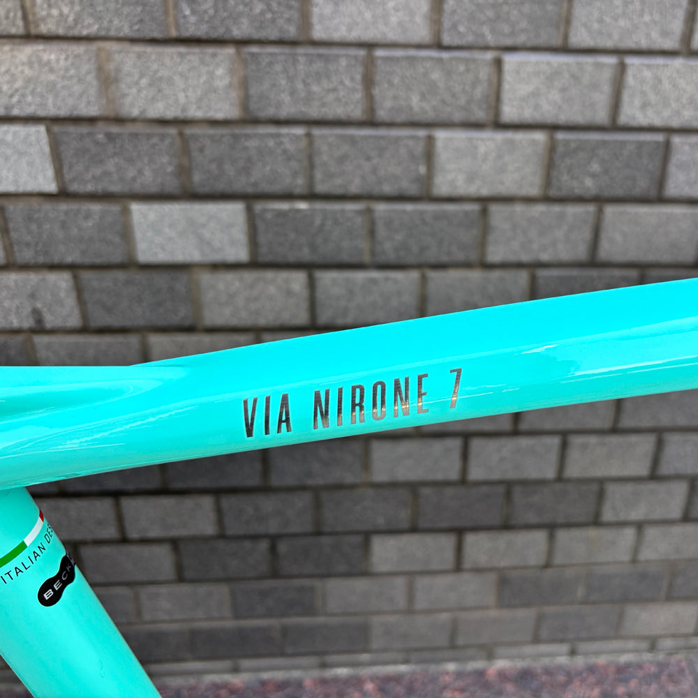 BIANCHI VIA NIRONE 7 DISC SHIMANO 105 11SP – スポーツサイクル