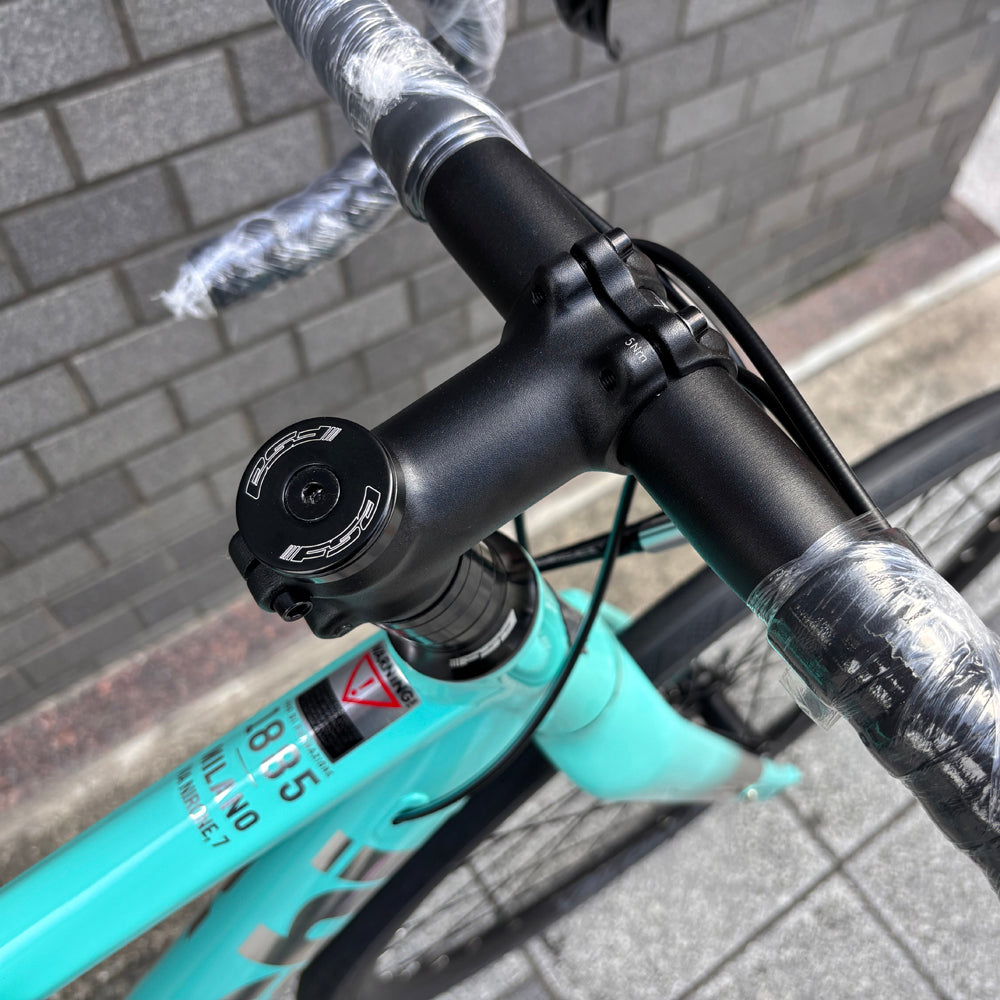 BIANCHI VIA NIRONE 7 DISC SHIMANO SORA 9SP – スポーツサイクル
