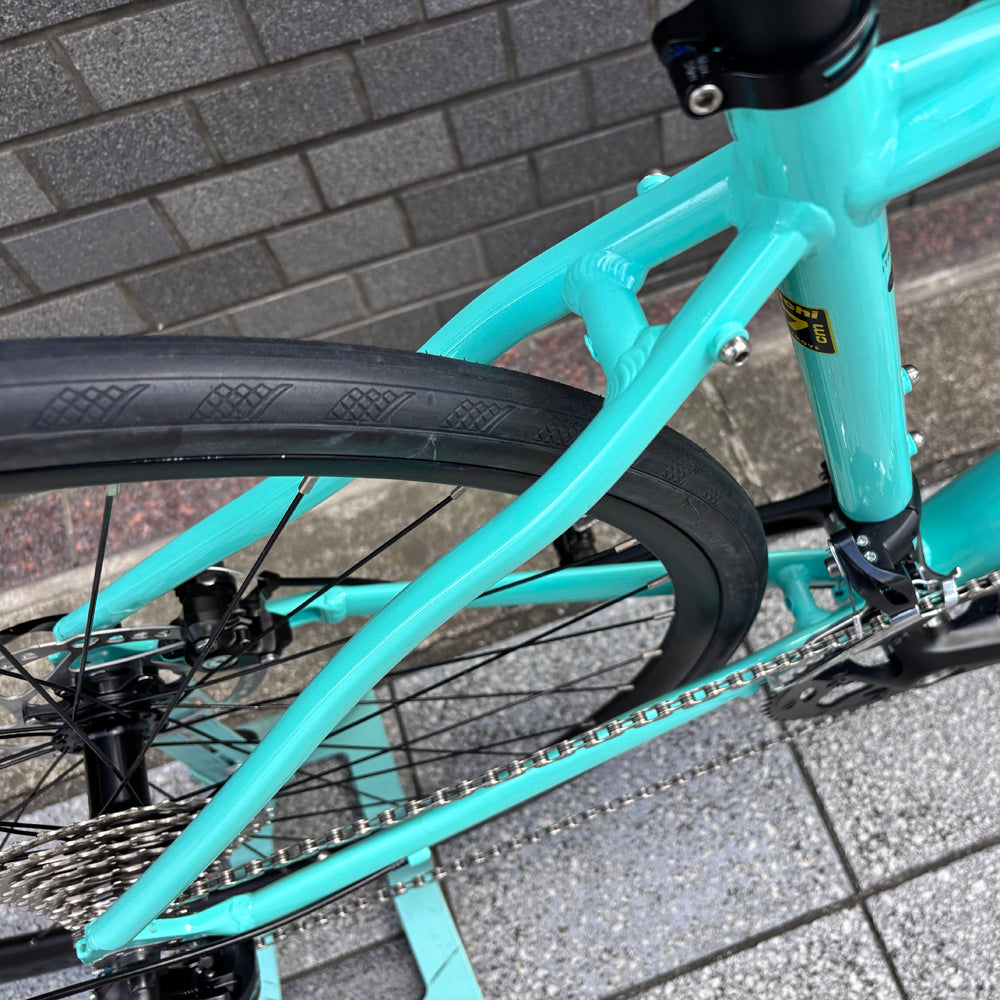 BIANCHI VIA NIRONE 7 DISC SHIMANO SORA 9SP