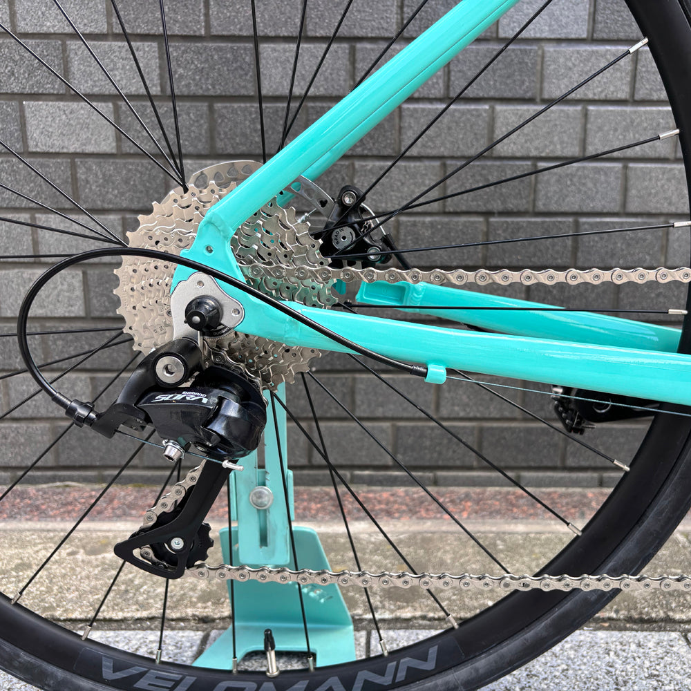 BIANCHI VIA NIRONE 7 DISC SHIMANO SORA 9SP