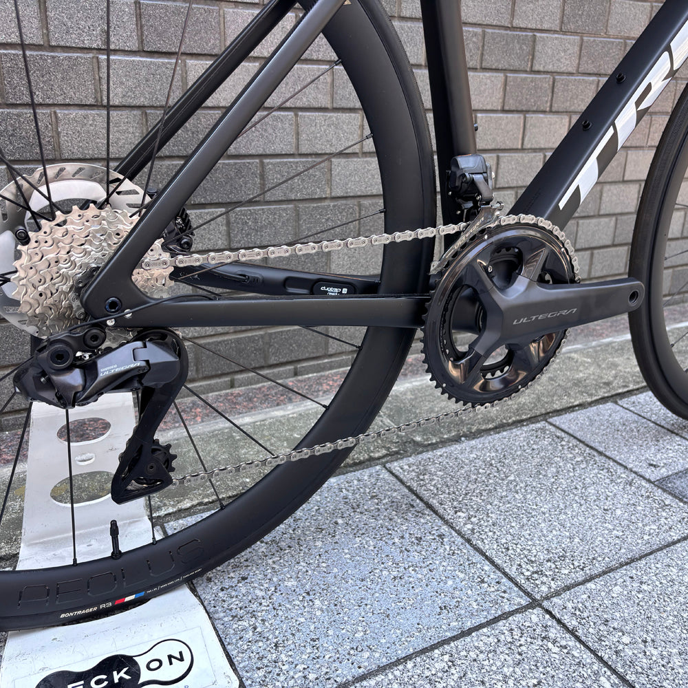 TREK EMONDA SL7 – スポーツサイクルショップベックオン