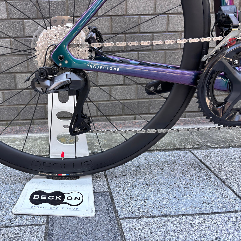 TREK EMONDA SLR7 – スポーツサイクルショップベックオン