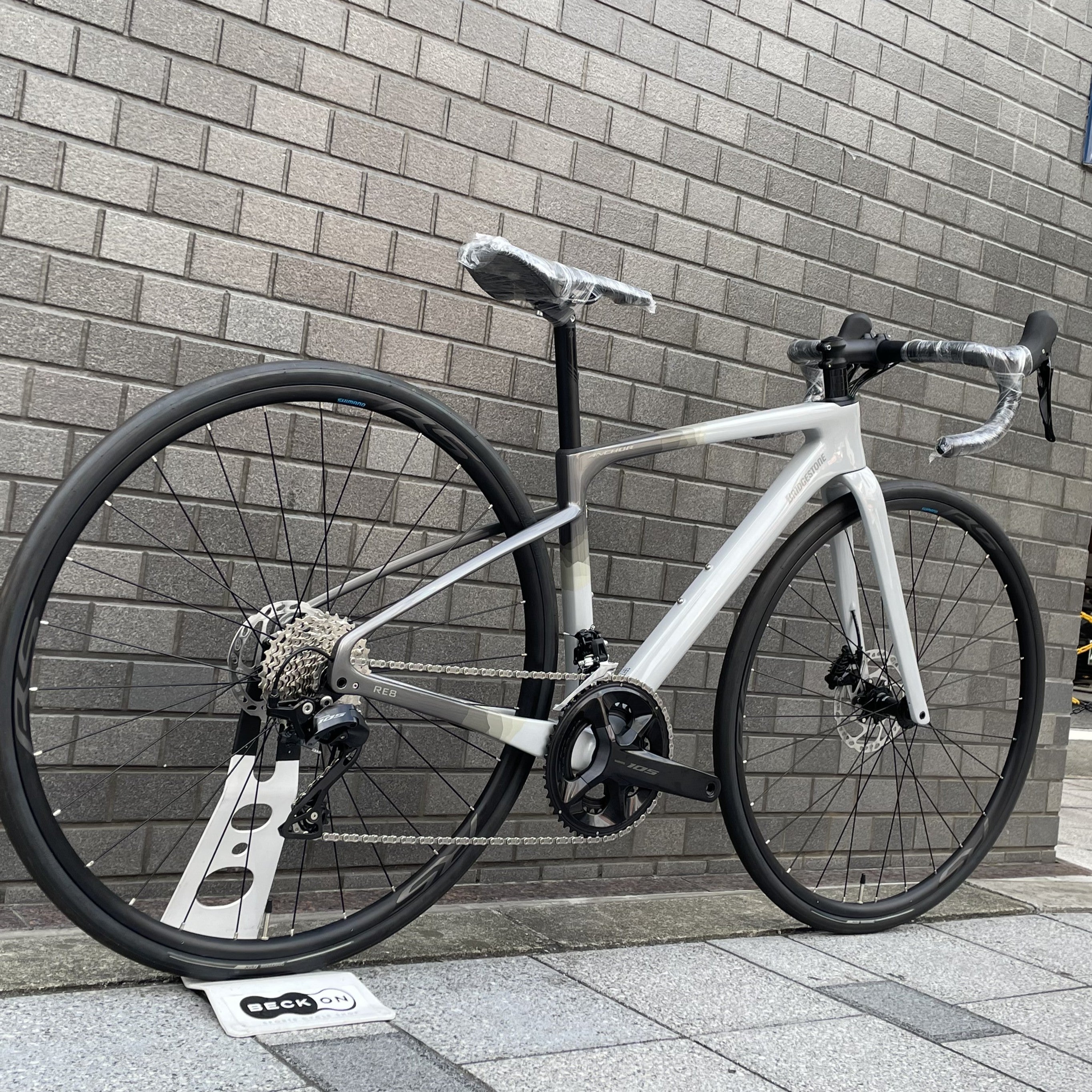 BRIDGESTONE ANCHOR RE8 105 MODEL – スポーツサイクルショップベックオン